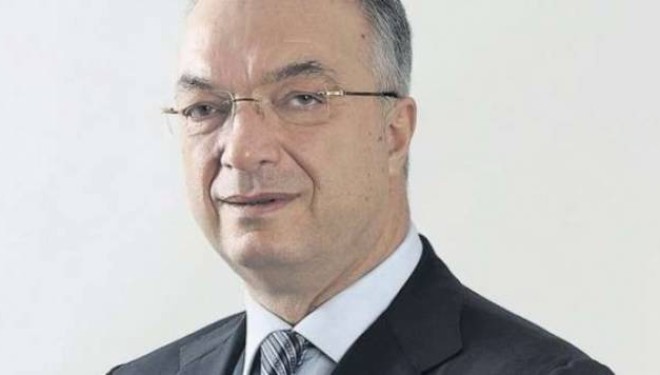 Xhavit Halili sulmon ashpër Hajredin Kuçin në parlament