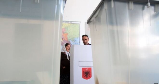 Shqipëria përgatitet për zgjedhjet vendore