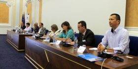 Vlerësohet pozitivisht Samiti i Kosovës për të drejtën ndërkombëtare