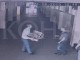 Rrahet dhe kërcënohet me armë drejtori i SHME të Gjakovës (video)