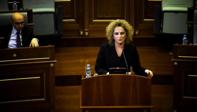 Kadaj-Bujupi: Isa Mustafën e quan të pa dijshem, të pa vullnet dhe të pa guximshem!