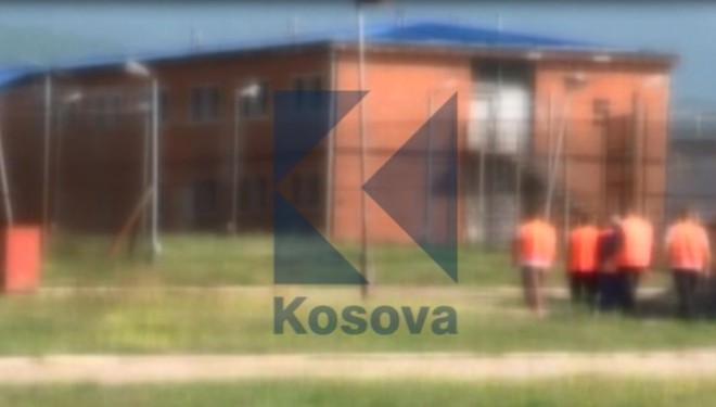 I burgosuri për vrasje të rëndë arratiset nga tualeti i spitalit të Pejës (VIDEO)