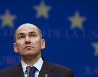 Ish-kryeministri i Sllovenisë Janez Jansha sulmon ashpër shtetin e tij për Haradinajn