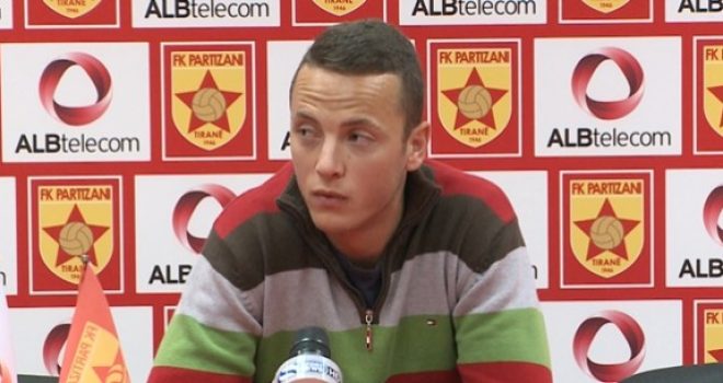 Amir Rrahmani, zyrtarisht lojtar i RNK Split