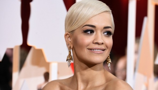 Rita Ora fyen prezantuesin televiziv