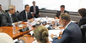 Rreth 680 milionë euro do të falen me ligjin mbi faljet e borxheve