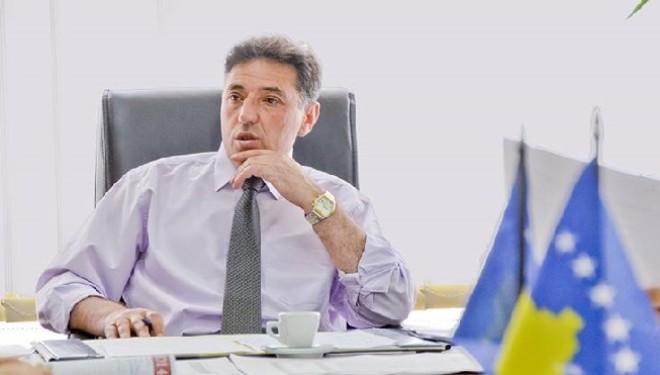 Aksidentohet kryetari i Kamenicës, Begzad Sinani