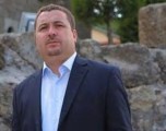 ‘Çfarë plehu’, Latifi për mërgimtarin që në Kuvend kërkoi pushkatimin e Haradinajt: Jeton vende demokratike me kulturë institucionale ‘Çfarë plehu’, Latifi për mërgimtarin që në Kuvend kërkoi pushkatimin e Haradinajt: Jeton vende demokratike me kulturë institucionale
