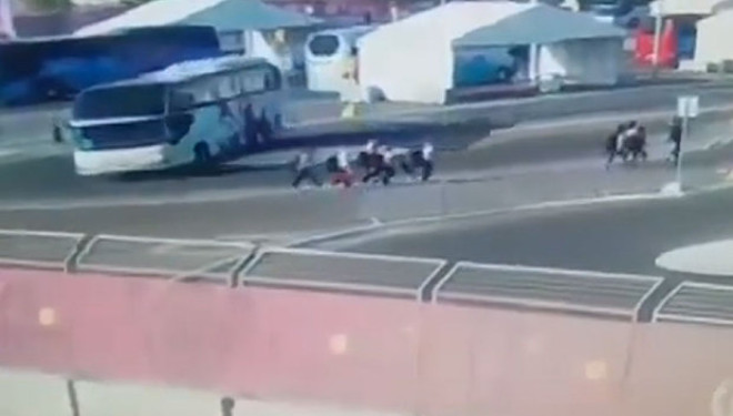 “Baku 2015″, autobuzi përplas 5 notare, 1 në gjendje të rëndë