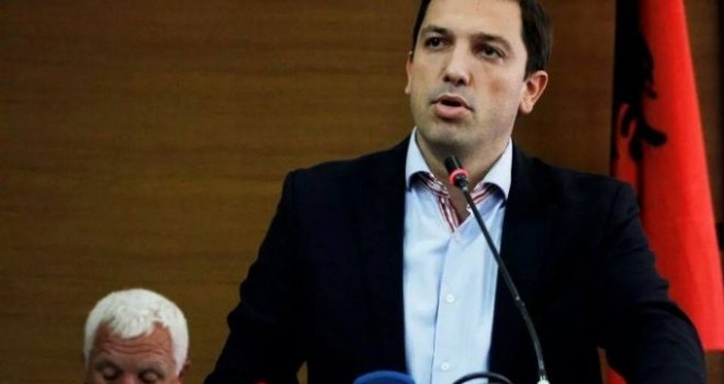 Dardan Sejdiu: Populli do t’ia marrë legjitimitetin kësaj qeverie