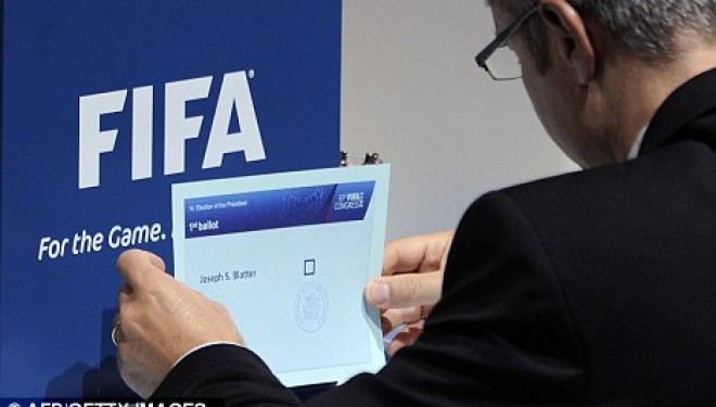 Paradoksi, Franca e Spanja votuan pro Blatter
