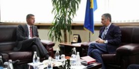 Kryeprokurori i shtetit pret në takim ministrin Çollaku