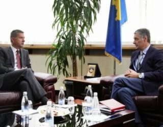 Kryeprokurori i shtetit pret në takim ministrin Çollaku