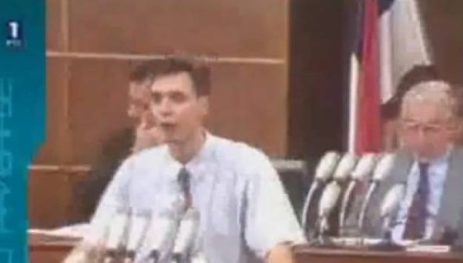Viti 1995, kur i kërcënonte Vuçiqi boshnjakët (Video)