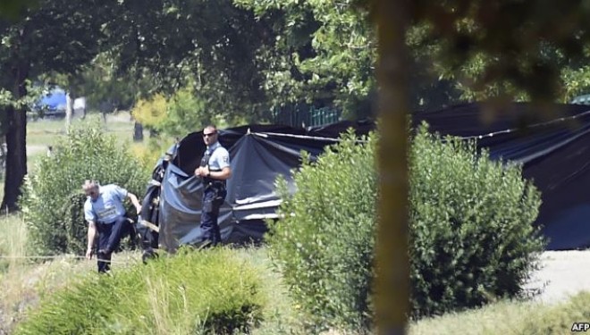 Hollande: Sulm terrorist në Francë