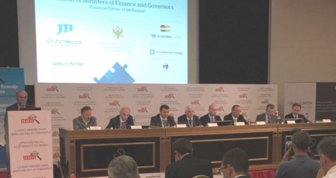 Guvernatori Hamza në samitin“E ardhmja financiare e rajonit”