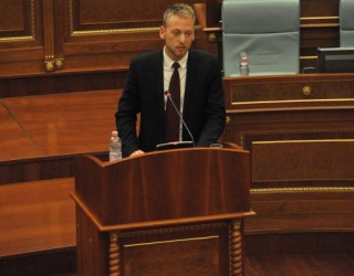 Ilir Deda tërhiqet nga komisioni