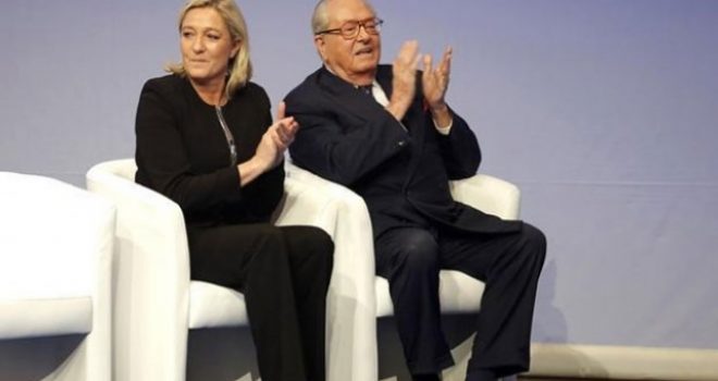 Frontistët francezë kërkojnë ndërprerjen e negociatave të BE-së me Serbinë