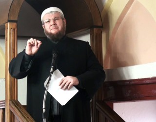 BIK-u e përjashton për një vit Hoxhë Irfan Salihun