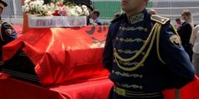 Rivarrim i Isës përfundon turpshëm, s’ka FSK në ceremoni