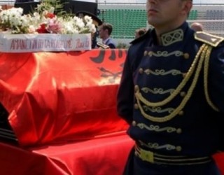 Rivarrim i Isës përfundon turpshëm, s’ka FSK në ceremoni