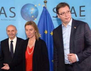 Ka filluar në Bruksel darka joformale Mustafa-Vuçiq