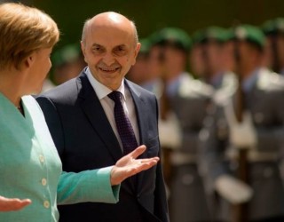 EKSKLUZIVE| Ja pse Merkel nuk e vizitoi Kosovën, por ftoi Mustafën në Berlin!