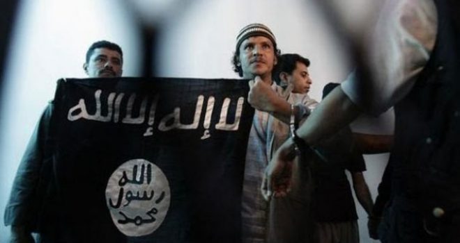 ISIS në Siri ua heq kokat dy grave