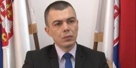 Jablanoviq: Themelimi i FAK-ut është pështymje në varret e ushtarëve serbë në Kosovë