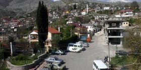 LAZARATI BLU/ 95 % e votave shkojnë për Partinë Demokratike