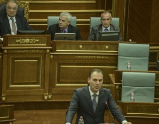 Limaj: Kosova do të kthehet në një republikë banale