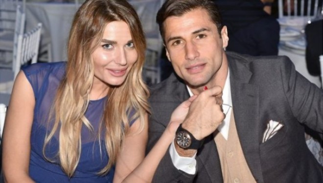 Lorik Cana së shpejti baba, zbulohet gjinia e fëmijës