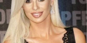 Luana shfaqet tmerrësisht seksi! (Foto)