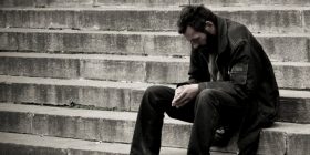 Zonja më thirri për të çarë dru e përfunduam në podrum…