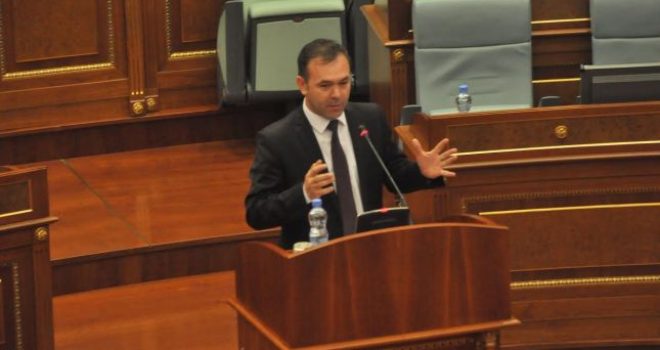 Selimi: Tentim për t’i ngarkuar shqiptarëve pastrimin etnik