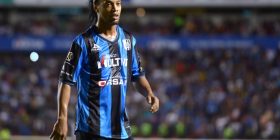 Ronaldinho vazhdon karrieren n’Kine