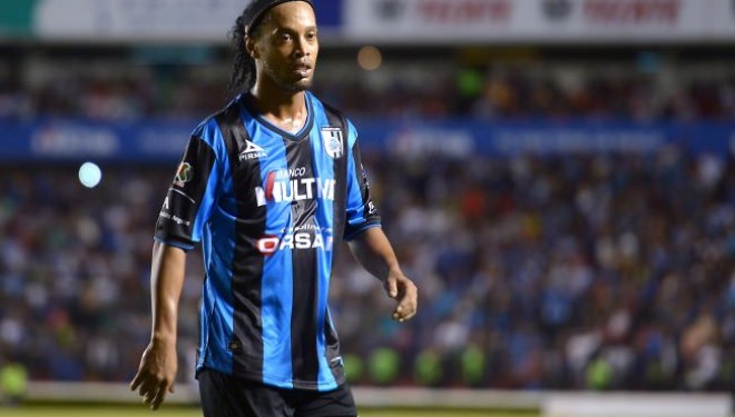 Ronaldinho drejt kalimit te Antalyaspor