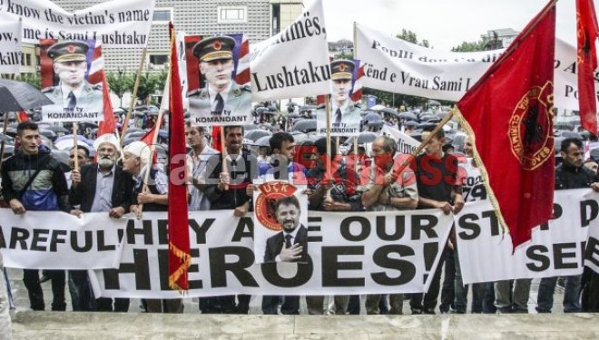 Veteranët: Për protestat kundër Speciales vendosim pas takimit me Kadri Veselin
