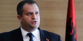 Ahmeti: Lirojeni menjëherë Çaushin, ai ka respektuar çdo shkronjë të betimit prej deputeti