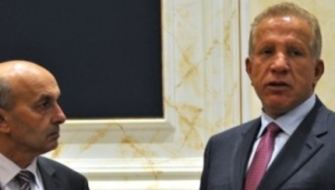 Pacolli: Isa Mustafa po e shkatërron pasuninë e Kosovës!