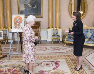Mbretnesha e pret Presidenten Jahjaga