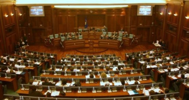 Deputetët mund të mbesin pa shkuar në pushime