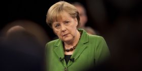 Merkel: Thirrje liderëve të Europës që të gjejnë zgjidhje për emigrantët