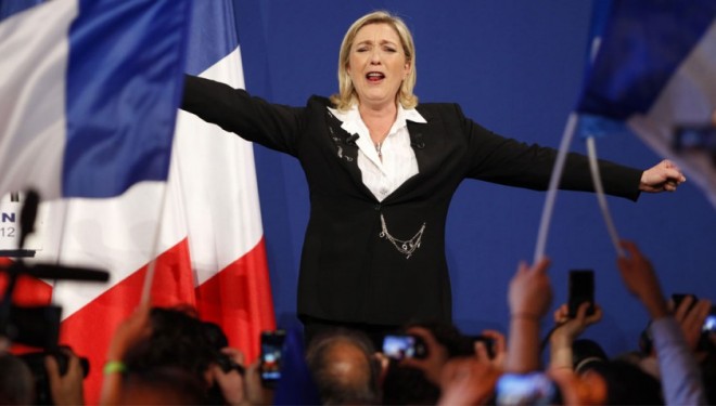 Marine Le Pen përgëzon grekët për fitoren mbi “oligarkinë e BE-së”