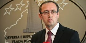 Hoti thirret në statistikat e Trustit -insiston se gjatë vitit 2015 janë punësuar 18 mijë veta