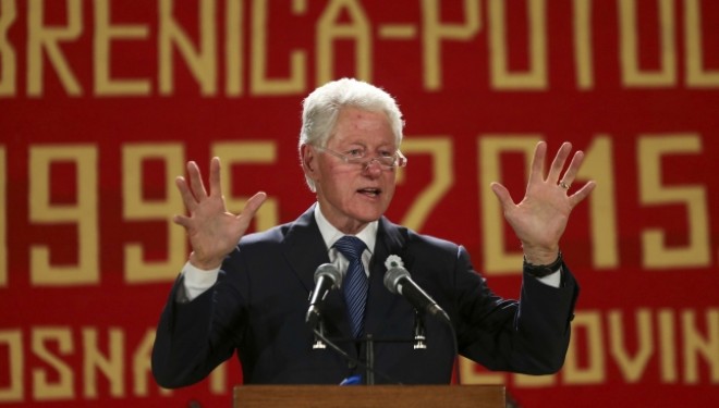 Clinton: Ndërhyrjet në Kosovë e Bosnjë, vendimet më të rëndësishme