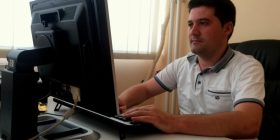 Policia e Kosovës shantazhon Kryeredaktorin e Gazetës Blic, Adrian Çollaku