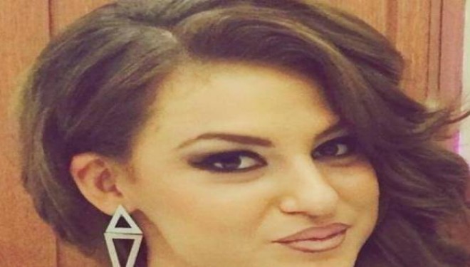 Fansat, Dhuratës: “Suksesi yt është se nuk zhvishesh dhe s’bën skandale”