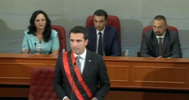 Veliaj betohet si kryetar i Bashkisë: Të gjithë bashkë do ndryshojmë Tiranën