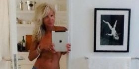 Transeksualja më e famshme në botë Lauren Foster, foto topless